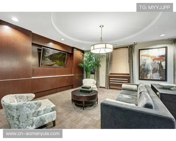 澳门银河钻石大堂奢华体验尽在其中，尊享尊贵的钻石盛宴